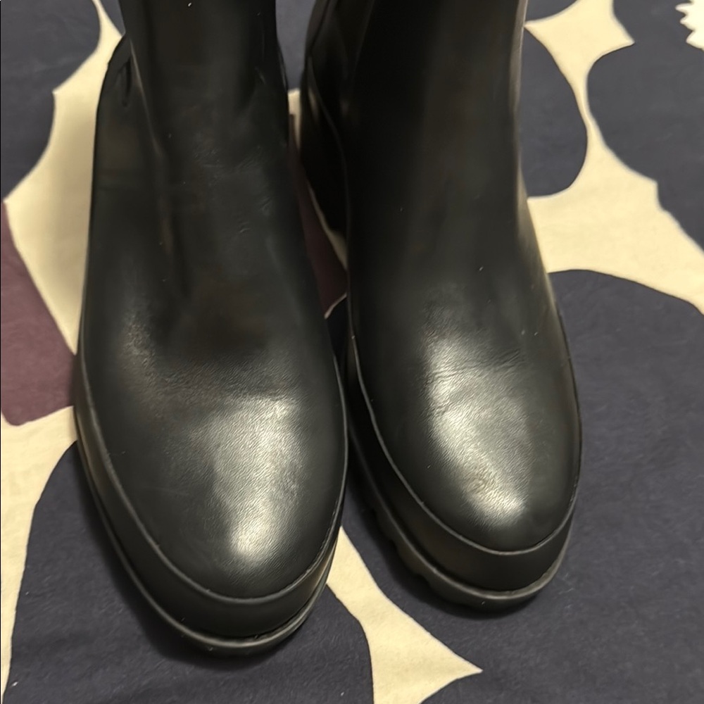 Elegant Black Winter Rain Boots for Women